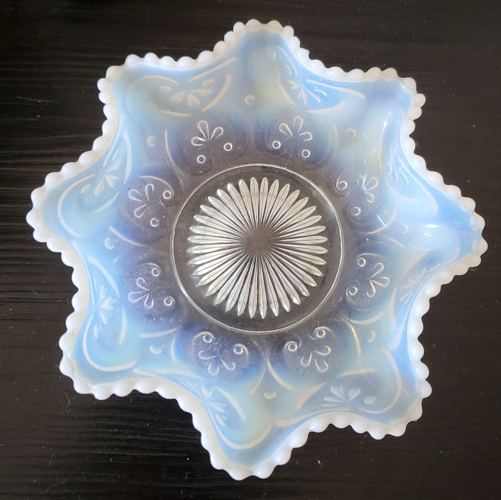 Antique Dugan Glass Ruffled 8" Opalescent Bowl Jeweled Heart